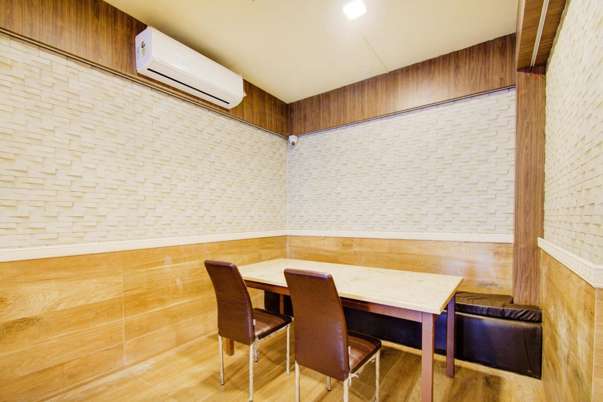 Hotel Super Townhouse Gokul Regency Near Dum Dum Metro Station Exterior foto